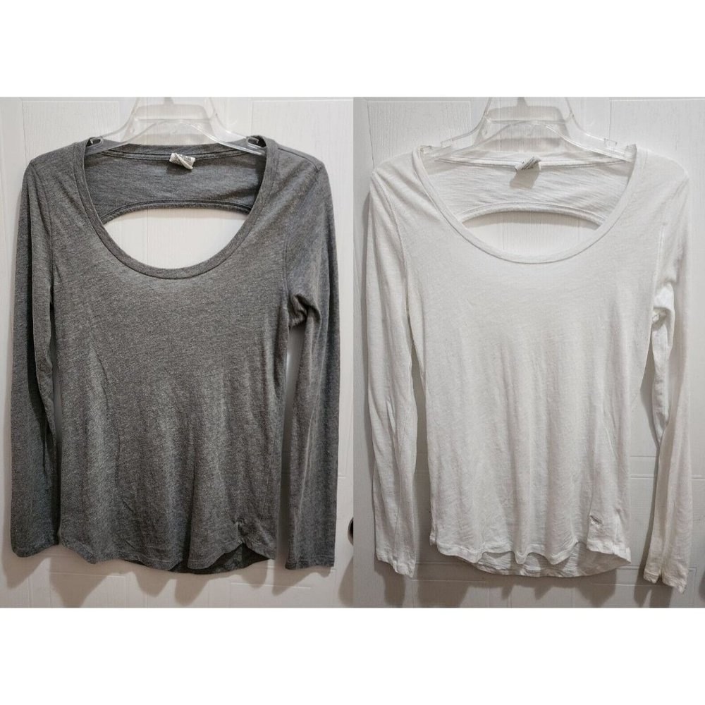 x2 Victoria's Secret PINK Women's L/S Thin Cut Out Back Shirts Gray/White Sz M
